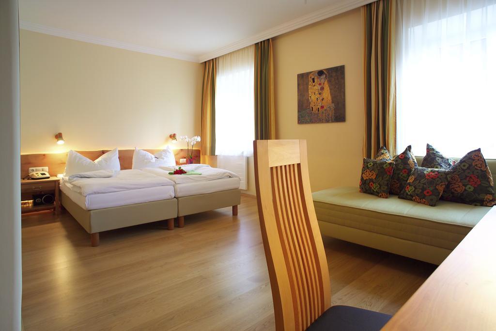 Hotel & Restaurant Ragginger Attersee Nussdorf am Attersee Bilik gambar
